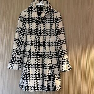 Express size small Black and White Houndstooth Coat